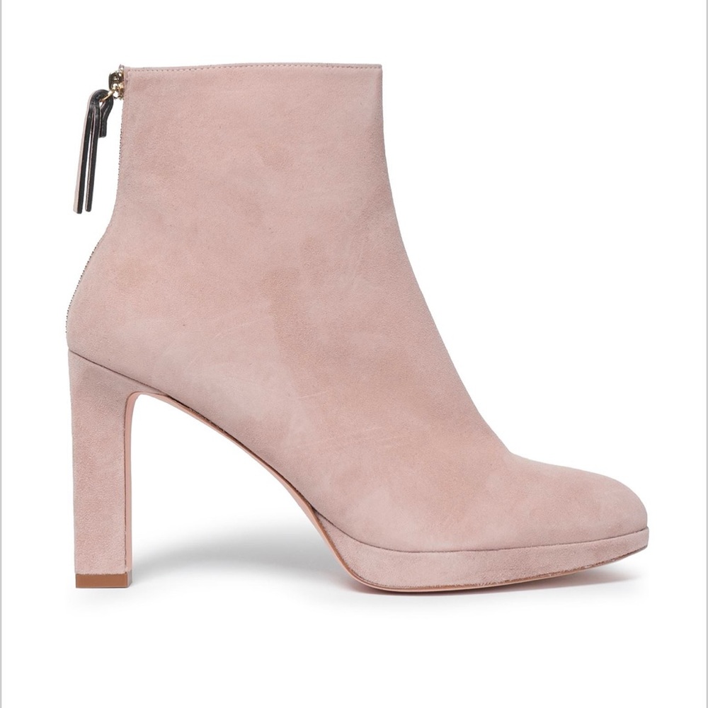 Stuart Weitzman
Pink Delphine Suede Boots/Booties